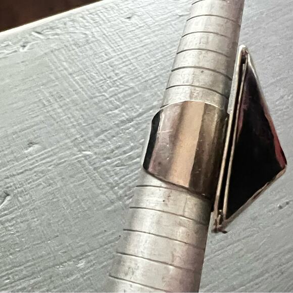 Sorrelli Crystal Silver Tone Ring Size 7 Adjustable - Picture 5 of 8